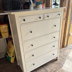 IKEA Hemnes 6 drawer dresser