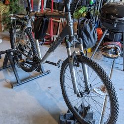 Trek 4300 Mountain Bike (2000s) and Extras