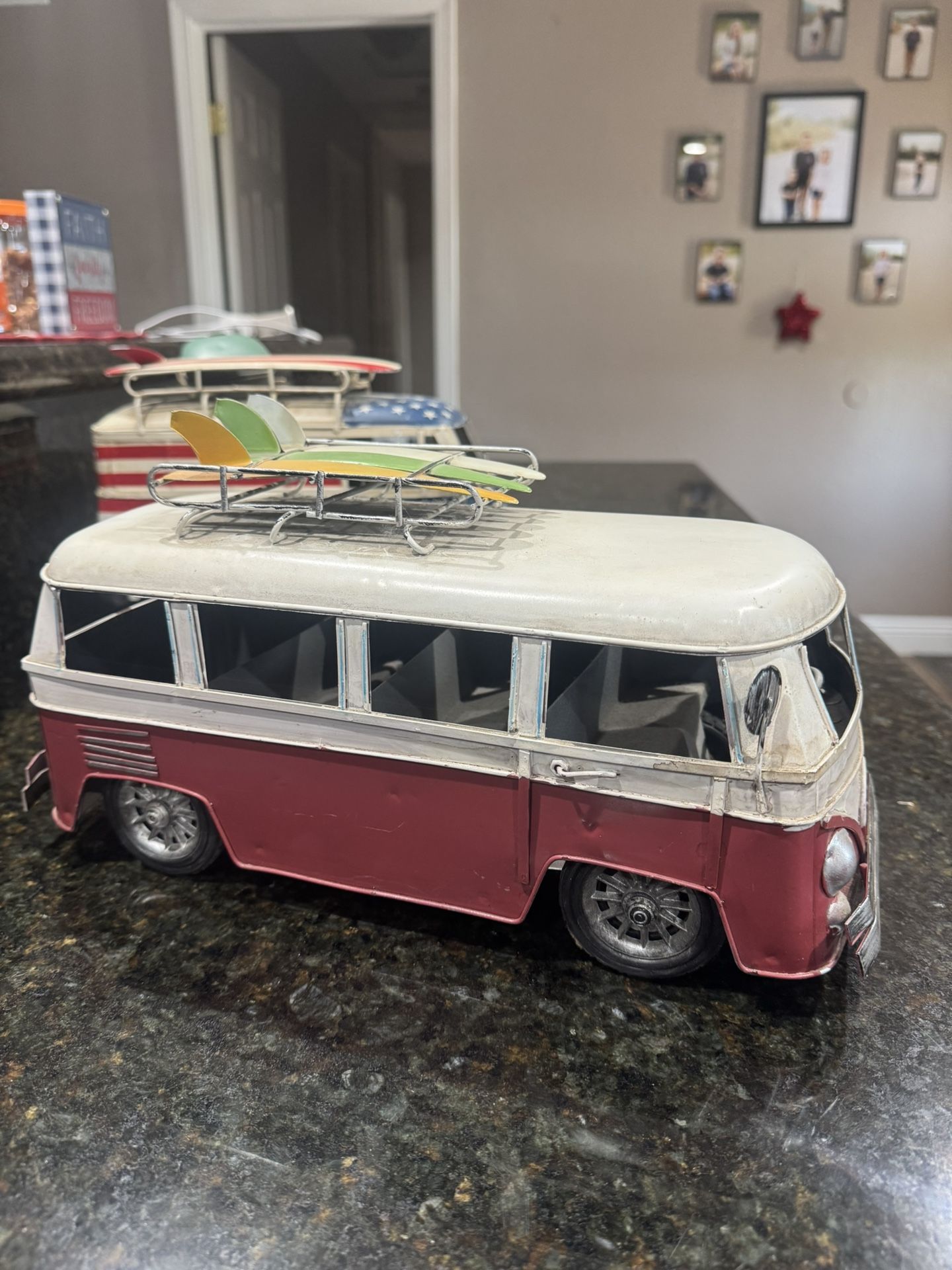 Metal VW Bus