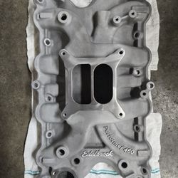 Edelbrock Performer 460 (#2166)