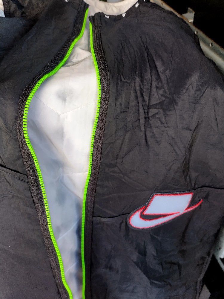 Nike AeroLayer Wild Run Men's Vest SZ.XL Black Reflective BV5619-010 NWT $120
