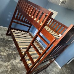 Twin Bunk Bed 