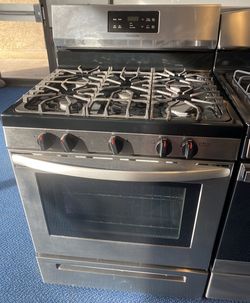 Stainless Steel Frigidaire Five Burner Gas Range (3-0065)