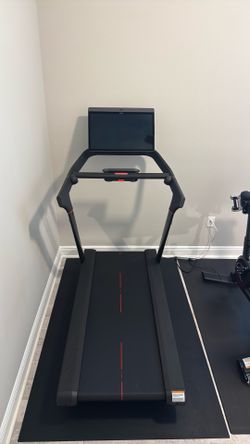 Peloton Tread