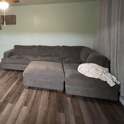 Charcoal Sectional Couch With Ottoman