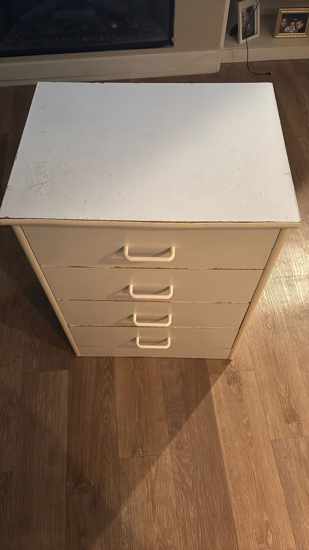 Cabinet/Dresser