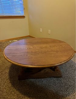 Wood round table
