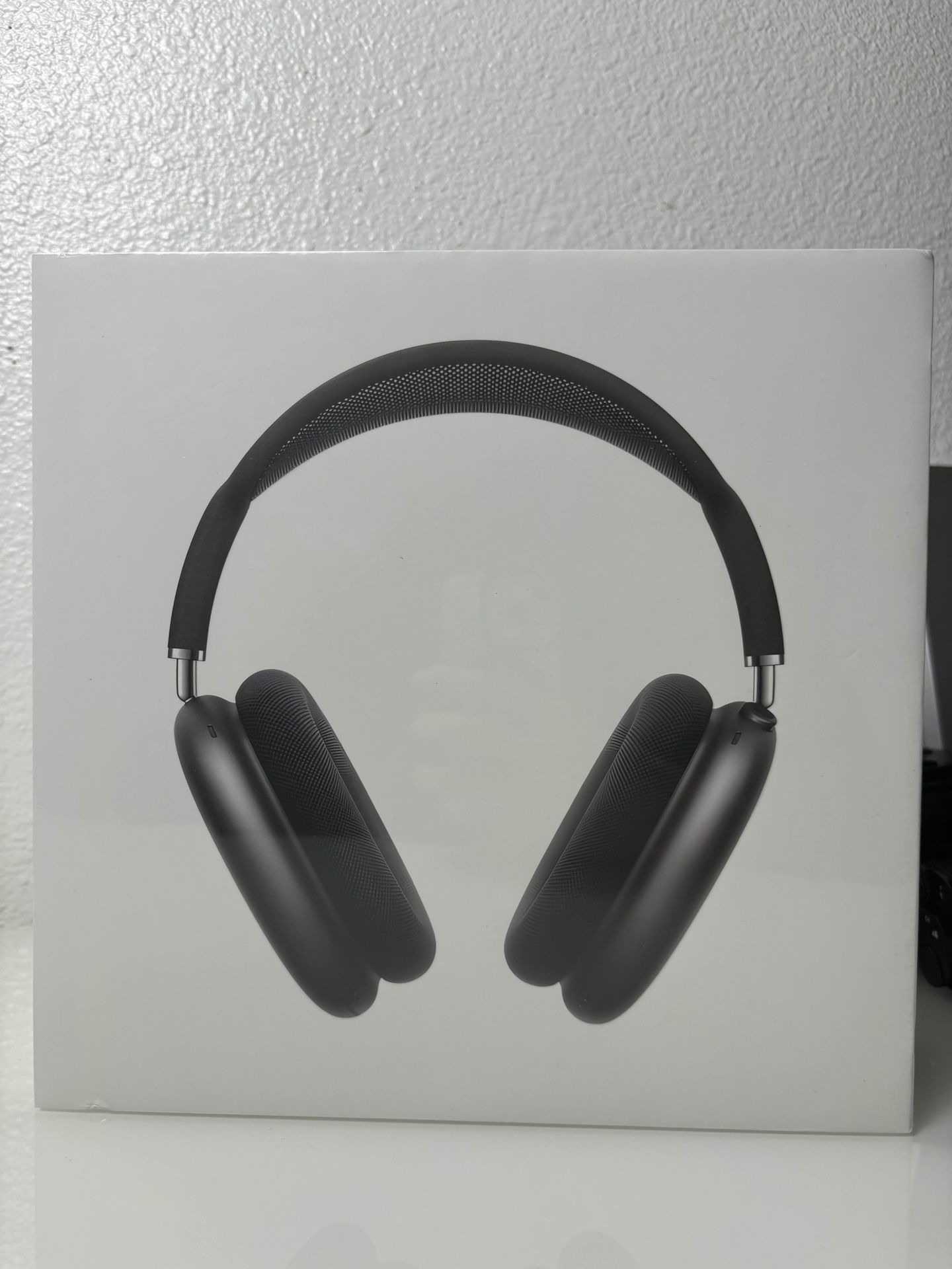 Apple AirPods Pro Max Headphones - Space Gray