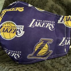 Lakers mask