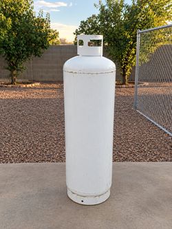Propane tank 100lbs