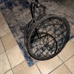Spinning cat bed 