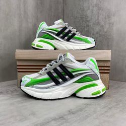 Pharrell Adidas Sneakers 