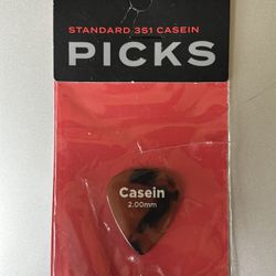 D'Addaio  Guitar Pick - Almost New - Standard 351 Casein - 2.0mm.