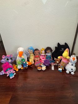 Mixed Lot of Character Plush Toys