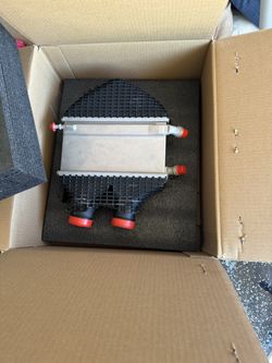 CSF 2015-2020 BMW M3 M4 M2 COMP S55 F80 F82 F83 F87 CHARGE AIR COOLER TOP MOUNT