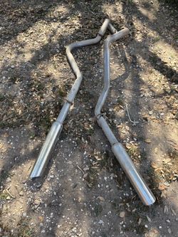 Exhaust from 2000-2007 Chevy Silverado over diff