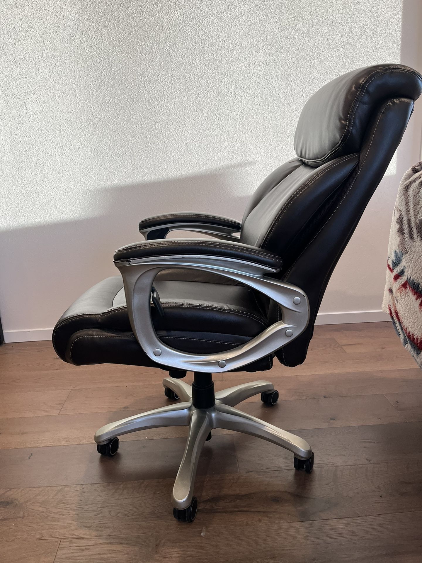 Leather Office Desk Chair 