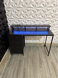 Office Desk With 4 drawers charging station & Led Lights