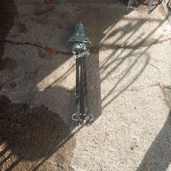 Elite: Auto Towing Hitch And Chain. In New Condition.