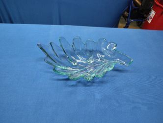Recycled Glass Leaf Bowl