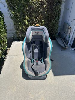 Chicco Car seat