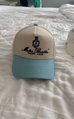 Women’s Hats