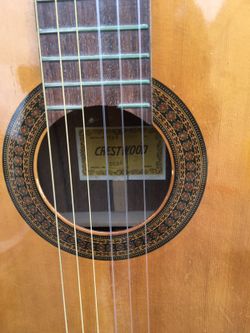 Vintage 60s Crestwood model 2020 acoustic guitar for Sale in