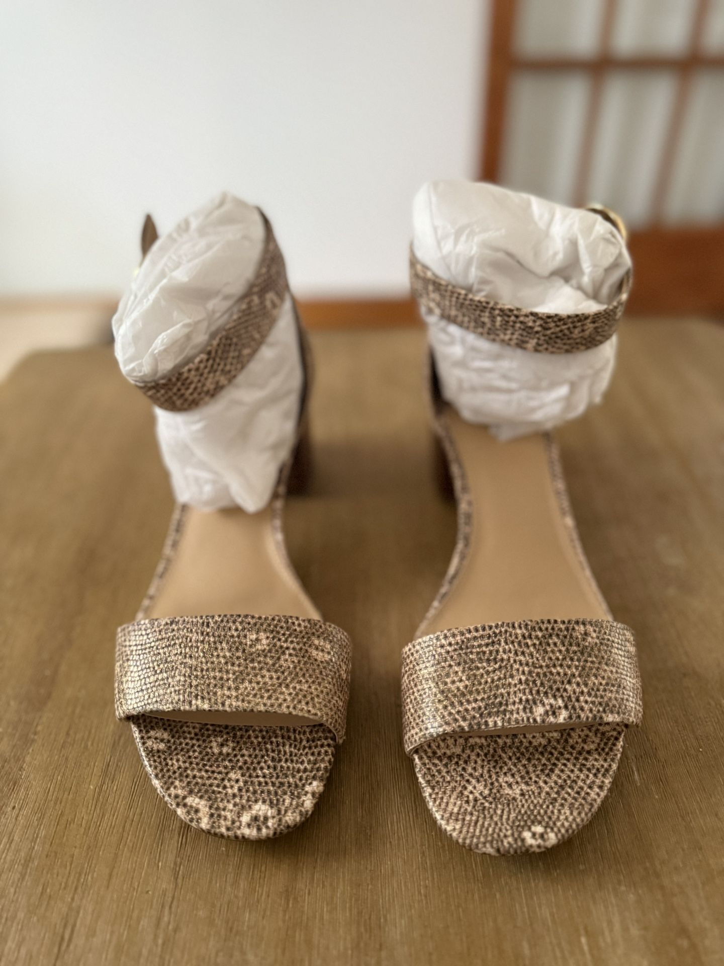 Michael Kor’s Women Shoes