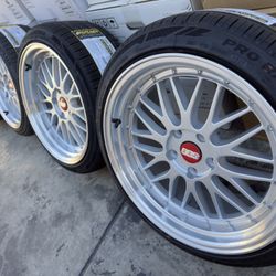 New 18” Vors Rims/tirea