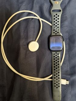 Apple Watch series 9 black and 41mm