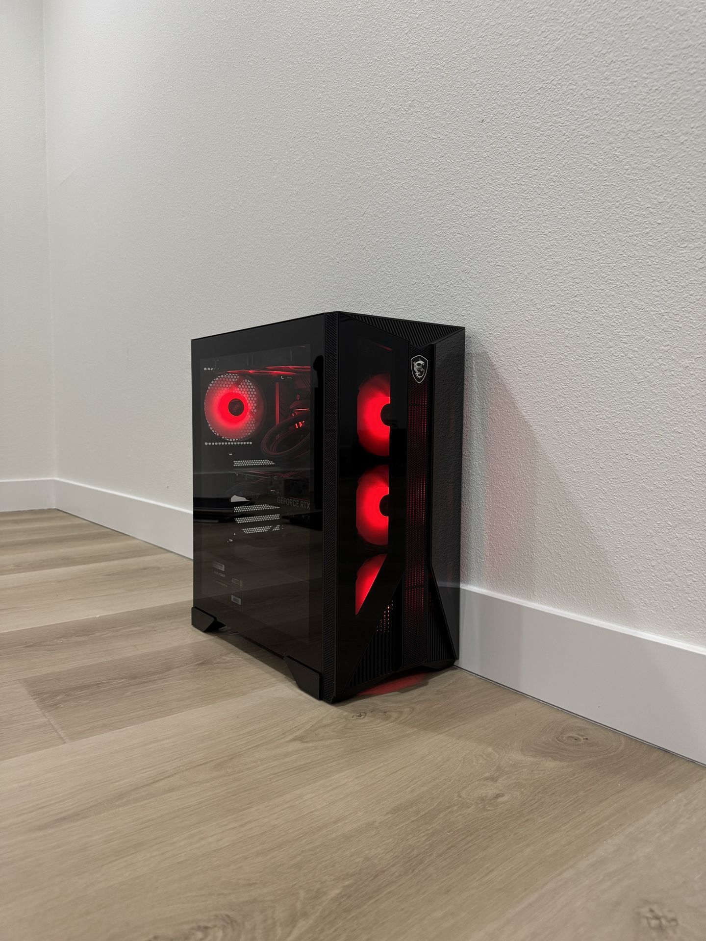 High End RTX 5070 Gaming PC