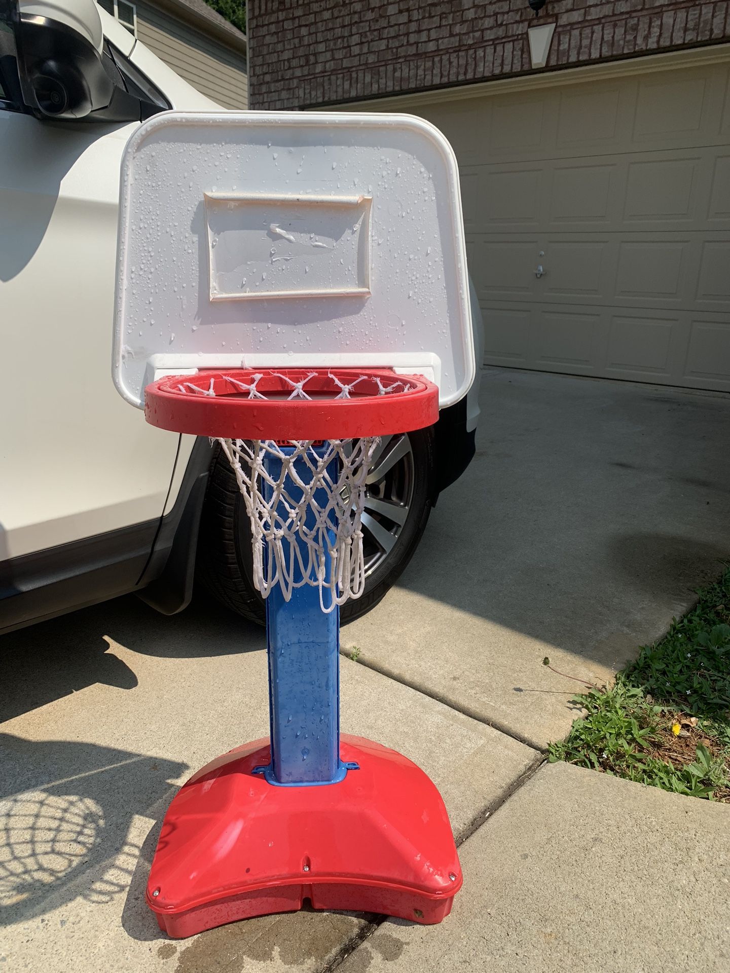 Basketball hoop