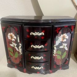 Jewelry Box antique 