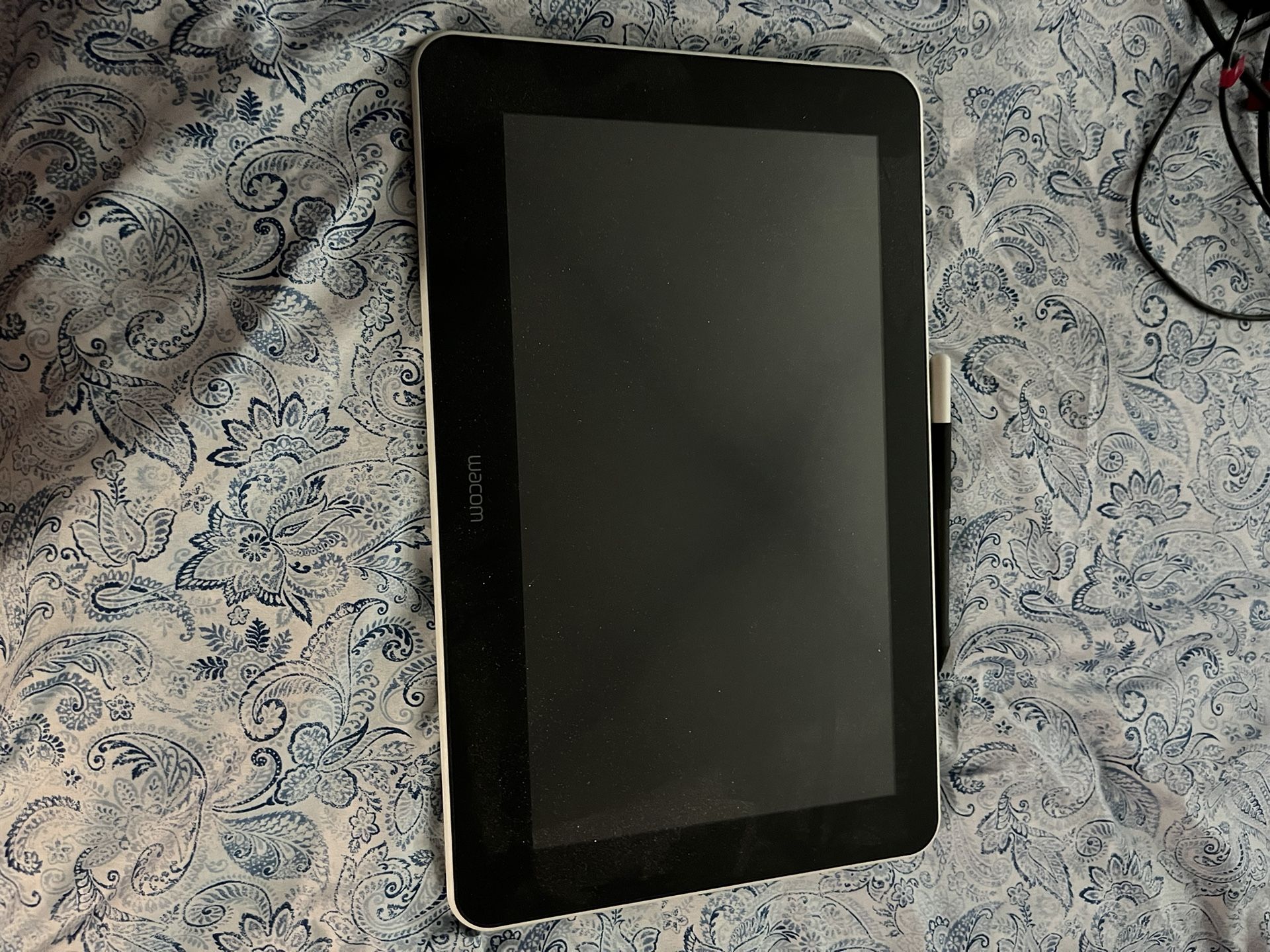 Wacom 13.3 inch LCD pen tablet