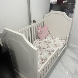 Free Crib, Toddler Bed Converter, Warm White, w/Accessories
