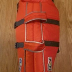 Outward Hound Lifevest For Dogs..Size Med...like New!