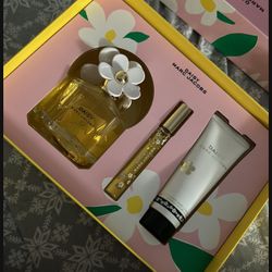 Mark Jacobs Perfume Set 