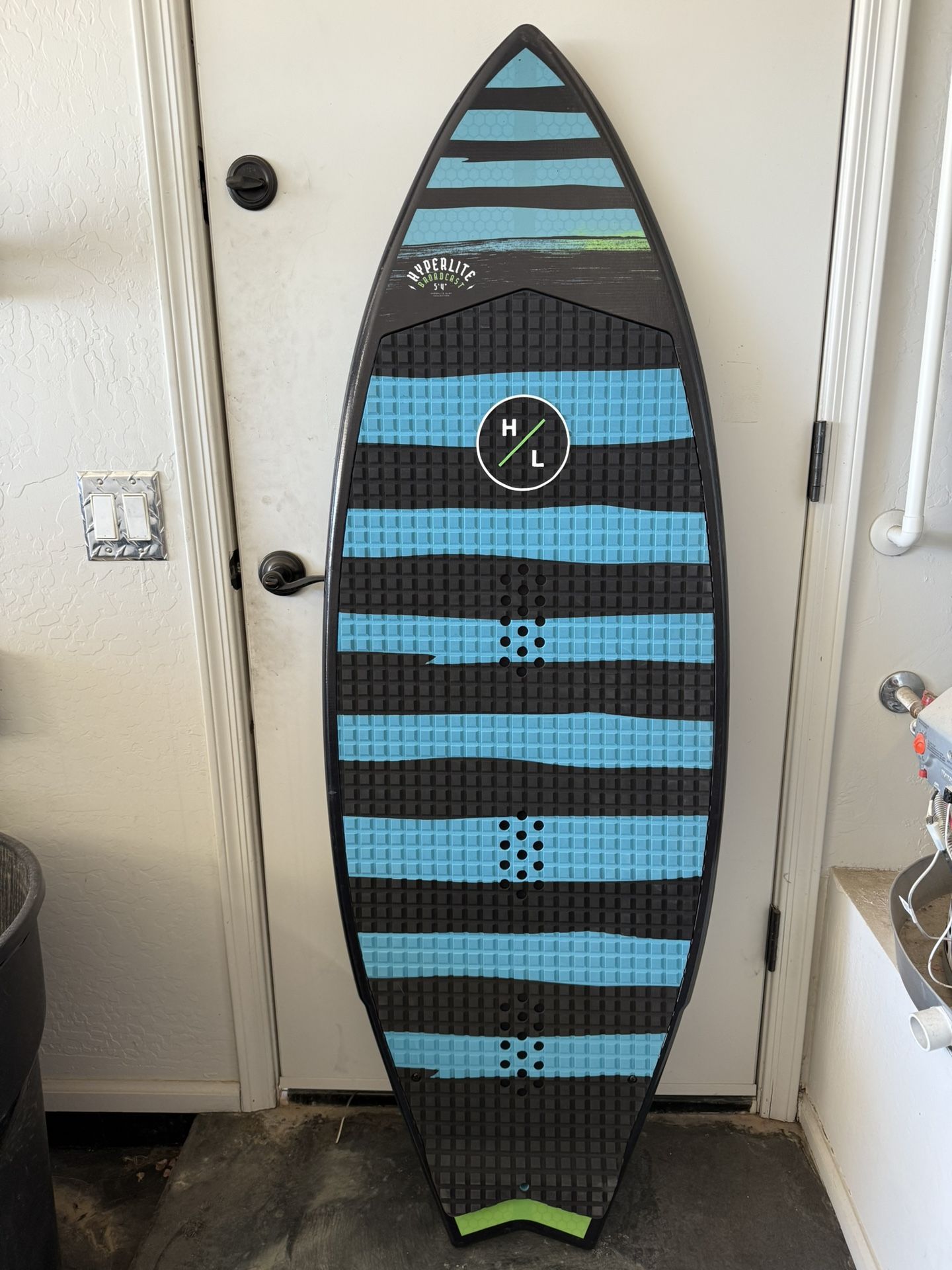 Hyperlite Broadcast Wakesurfer