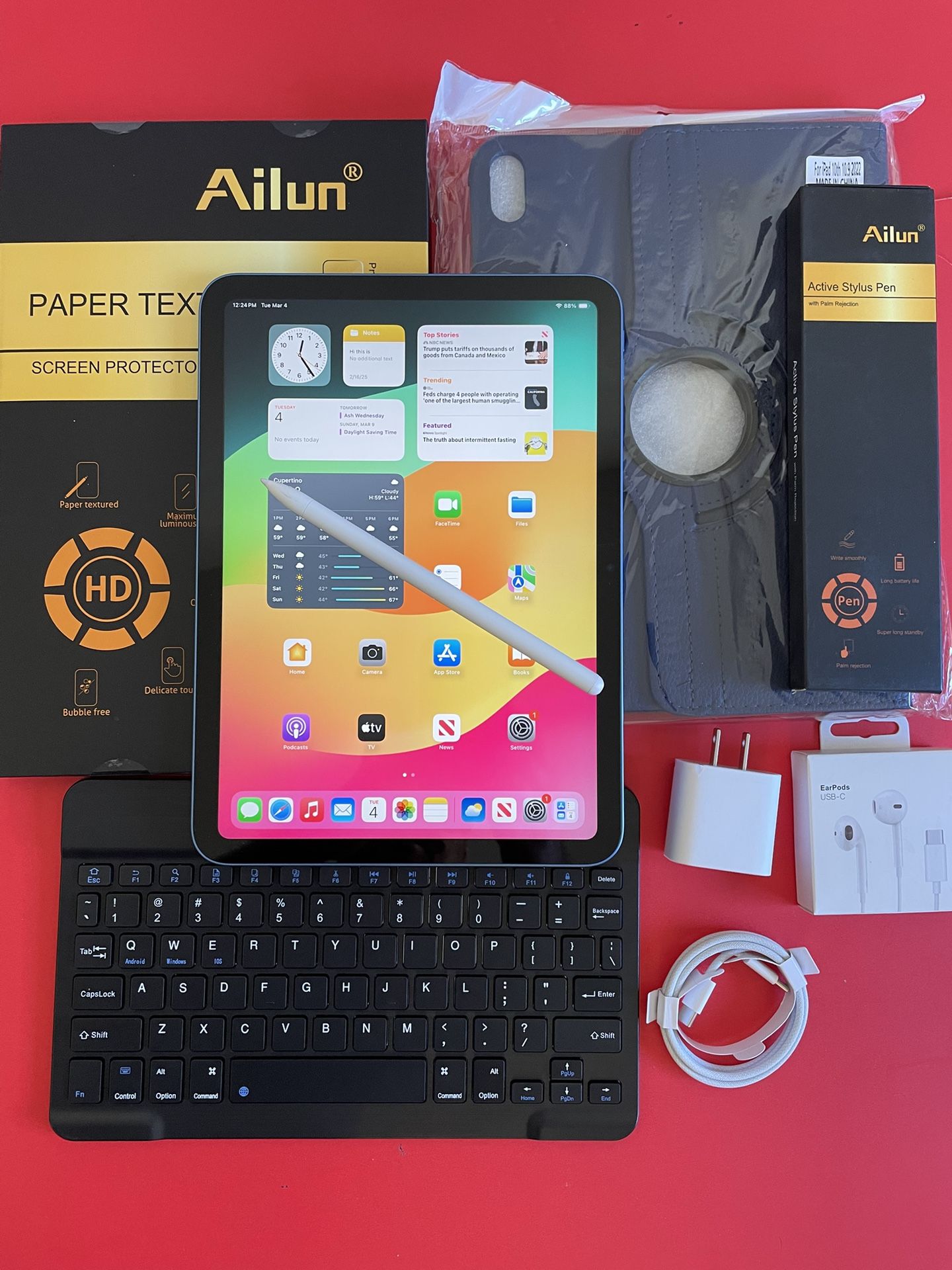 256gb Apple IPad 10th Generation (10.9” Liquid Retina / 2022 model) with pen keyboard case & Accessories (warranty 2026)