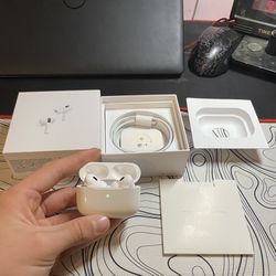 Apple AirPods Pro 2nd Gen