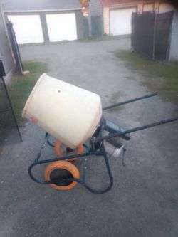 Cement mixer