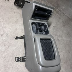 Center Console 99-07 Silverado 
