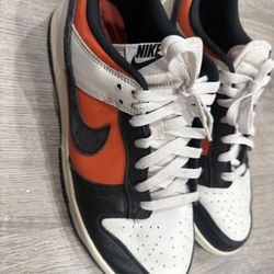  Nike Dunk Low 'Vintage Coral'