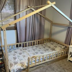 Twin House Bed W/ Mattress 