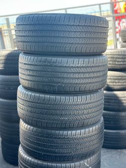 SET OF TIRE 235 40 18 GOODYEAR 85% LIFE