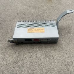 Lexus GS OEM Amp