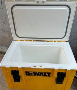 Dewalt cooler, nirmal wear, good condition,  One latch bent a little - no big deal