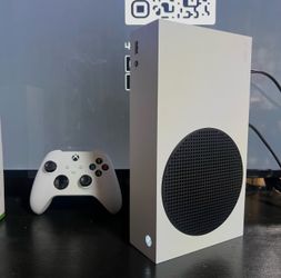 Xbox Series S 512GB With Controller