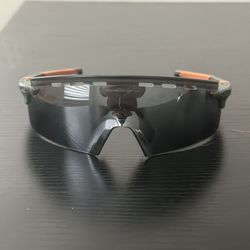 Oakley Encoder