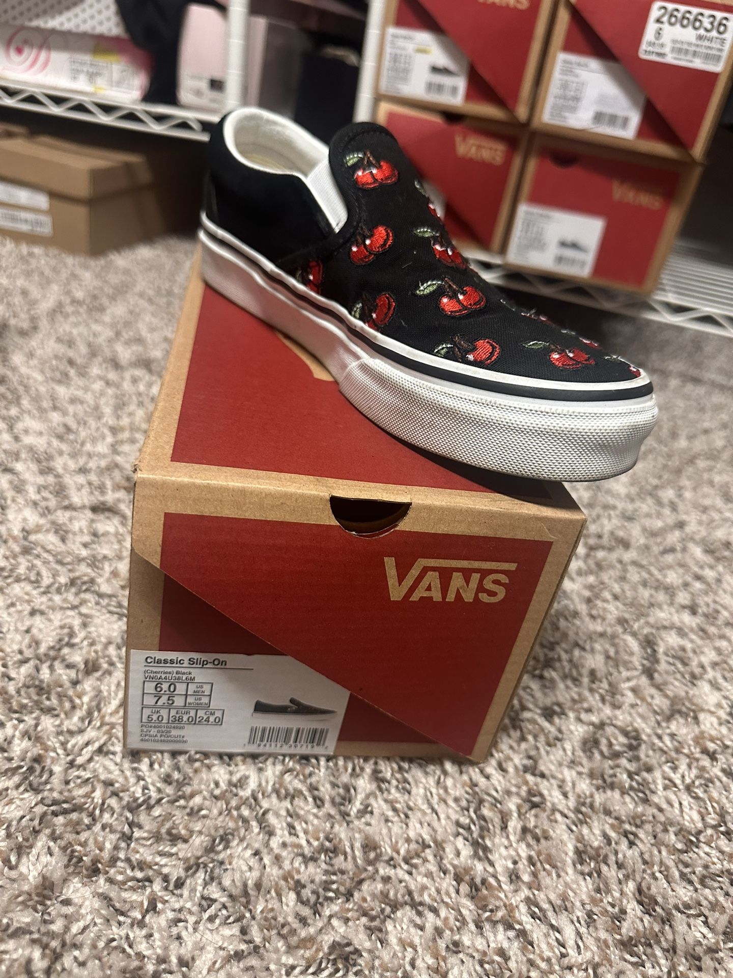 Women’s VANS